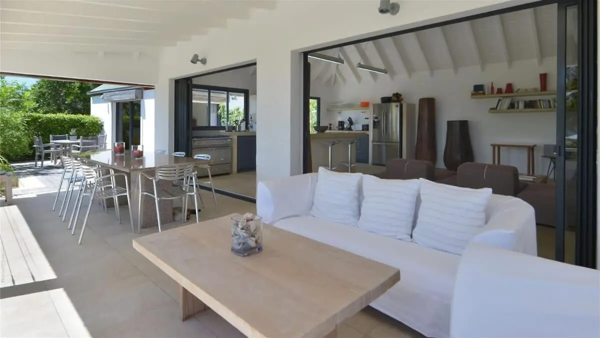 Pleasant Villa With High-Quality Amenities 구스타비아