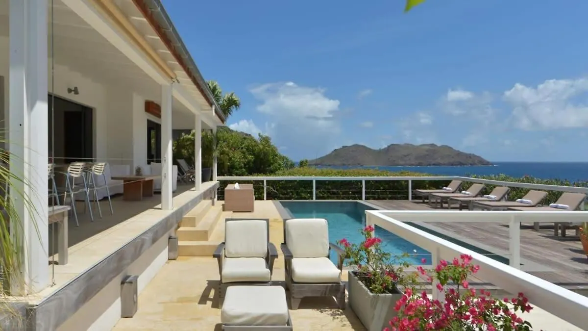 Pleasant Villa With High-Quality Amenities 구스타비아