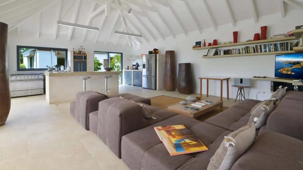 Pleasant Villa With High-Quality Amenities 구스타비아